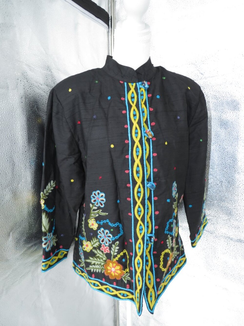 Julia Kim 100% Silk Embroidered Boho Floral Jacket Black women' size Lrg folkart